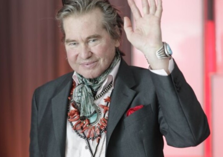 Изкуствен интелект върна гласа на актьора Вал Килмър за да